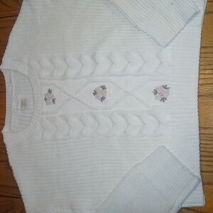 Elegant White Sweater with Floral Accents